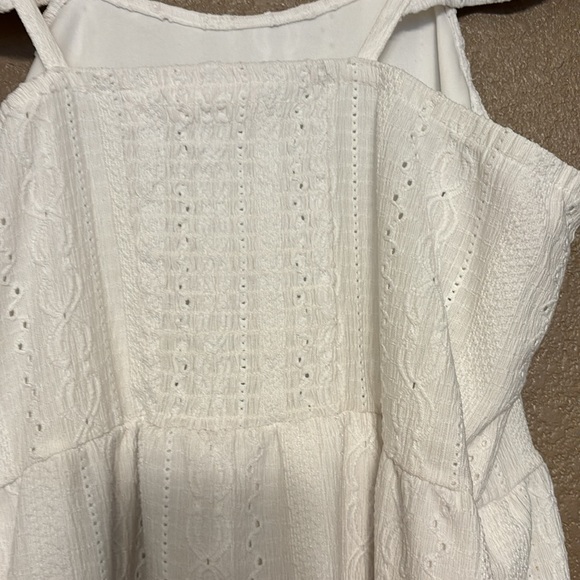 Sugar & Jade Girls white cap sleeve eyelet dress - Picture 5 of 7